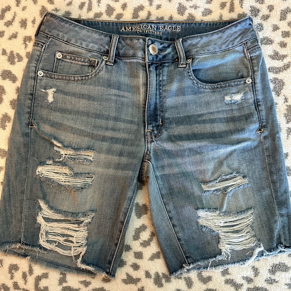American Eagle Outfitters (Medium) Distressed Shorts - Size 6